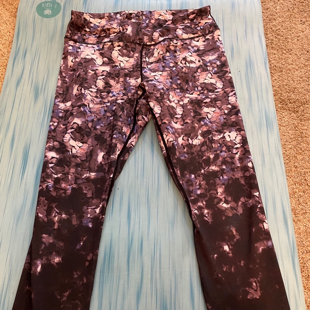 Practically brand new yoga (gaiam) pants